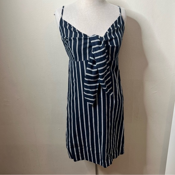 Dynamite | Tie Dress - Picture 1 of 5
